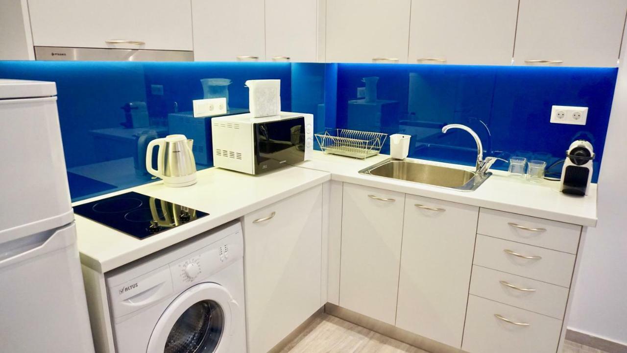 Modern & Central Apt In Atene Esterno foto